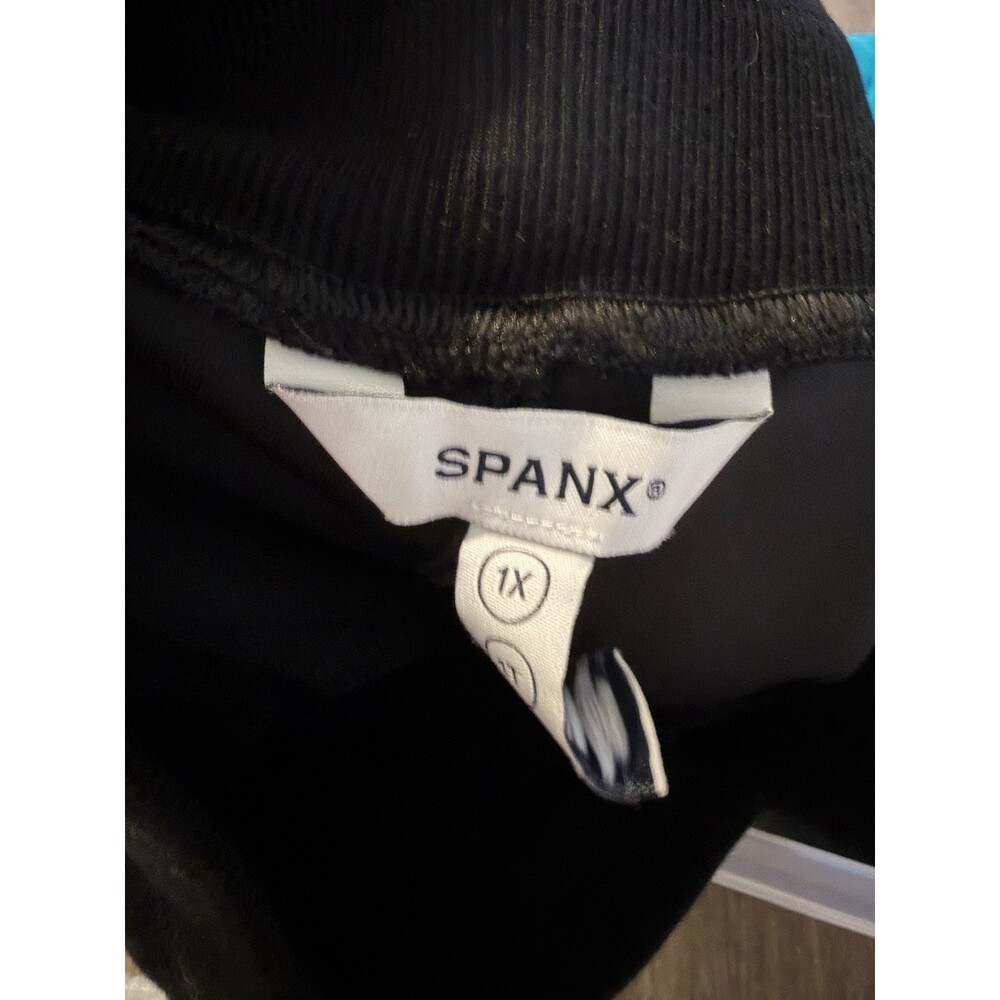 Spanx AirEssentials Luxe Tapered Pants in Black Size 1X Sweatpants Comfy Stretch - Picture 7 of 8